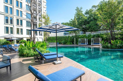 Private Water Therapy "Janzu" lead by Janzu Master Juan Carlos